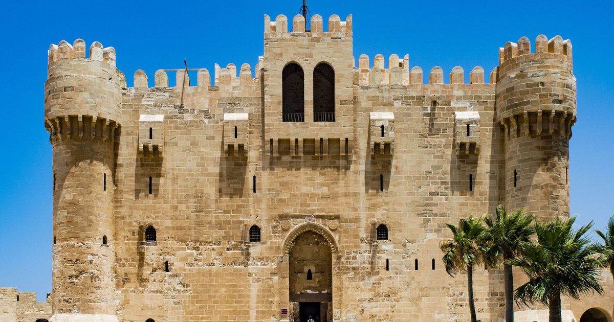 معلم من محافظة الإسكندرية